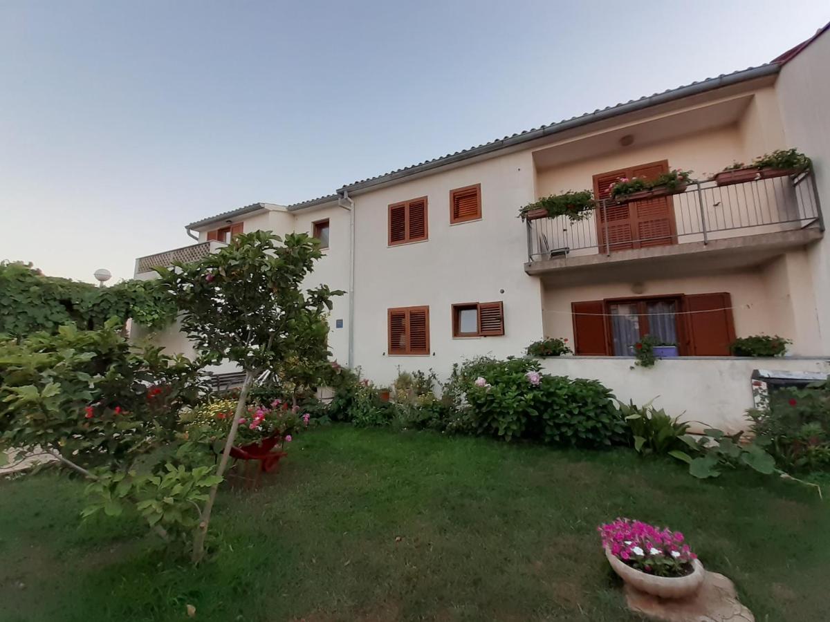 Apartments Stella Fažana Εξωτερικό φωτογραφία